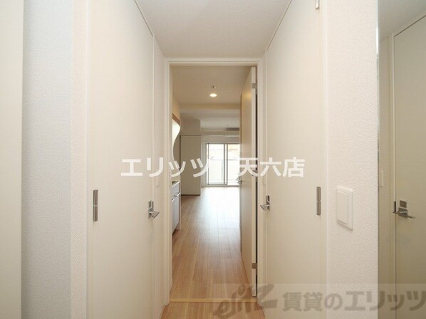 セレニテ新大阪エクラの物件内観写真